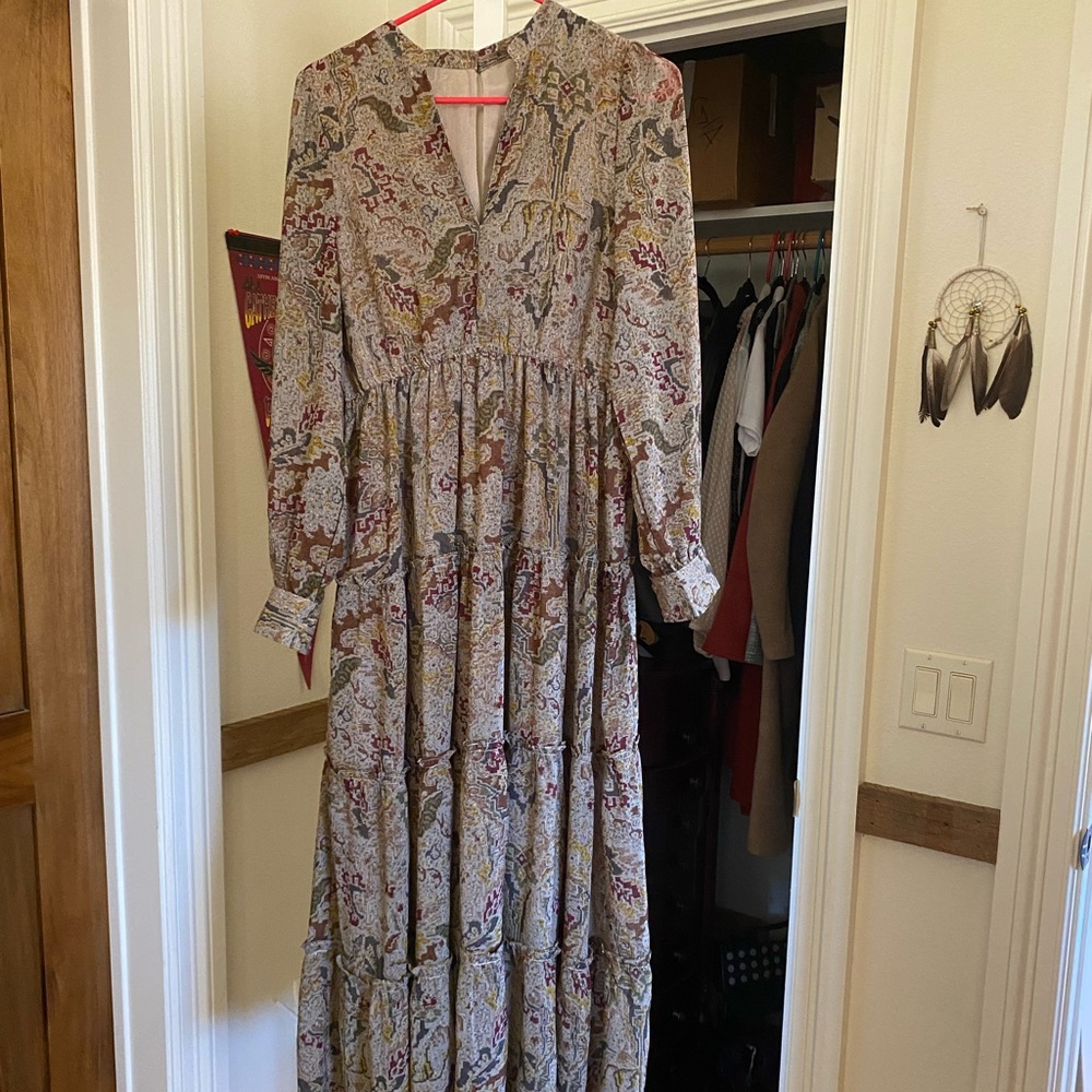 Maxi paisley dress